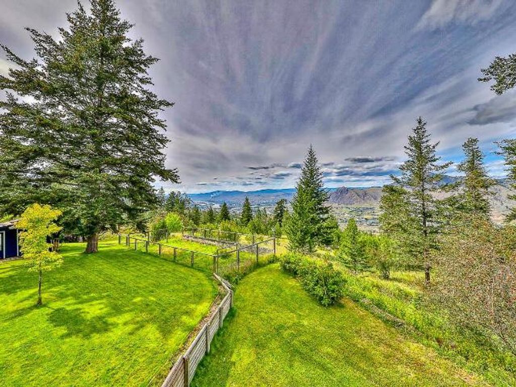 listing image 16513996281250815933