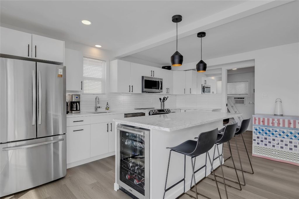 listing image 16518864800246614192