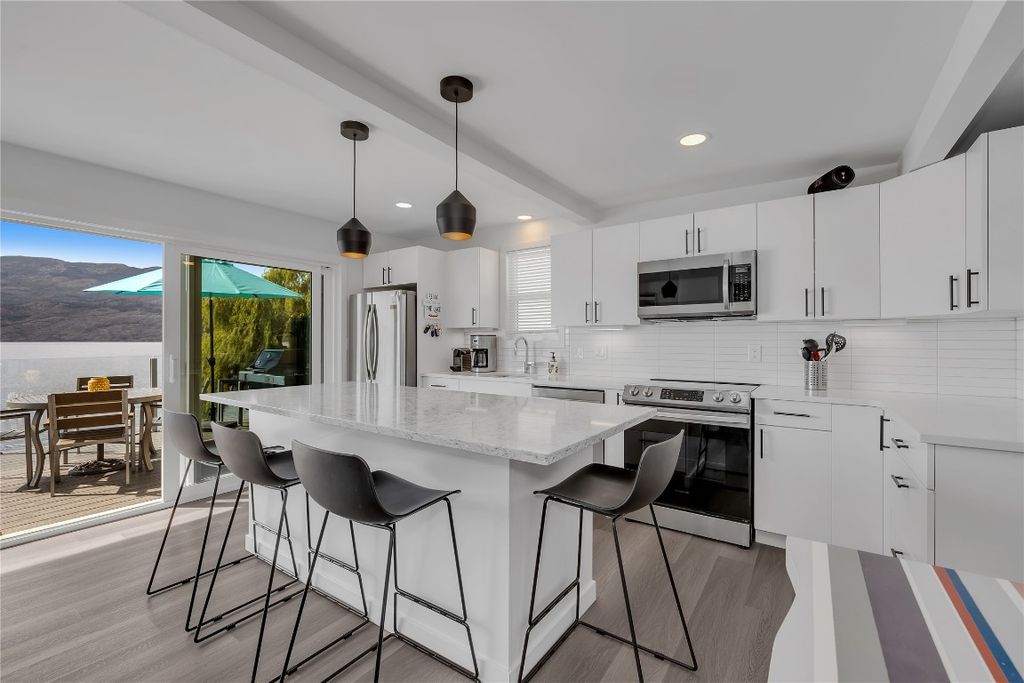 listing image 16514983948204952948