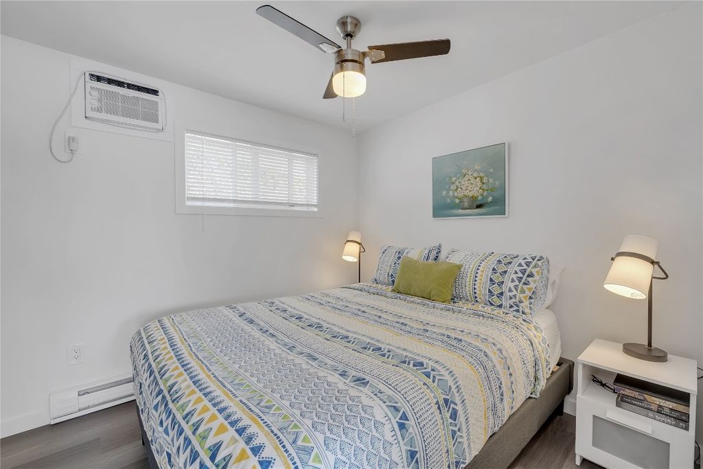 listing image 16512498762773335515
