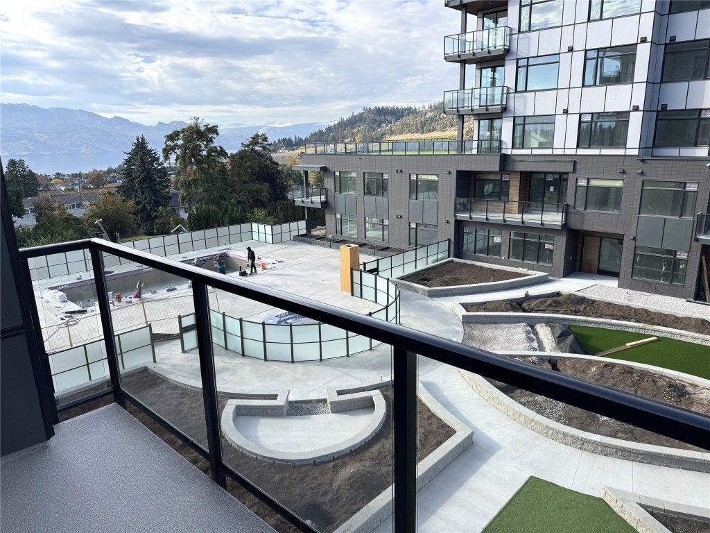 listing image 16519057207617000133