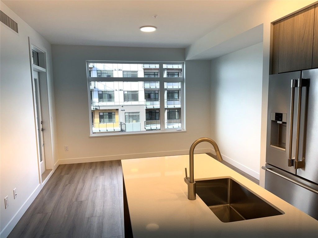 listing image 16517573570578034144