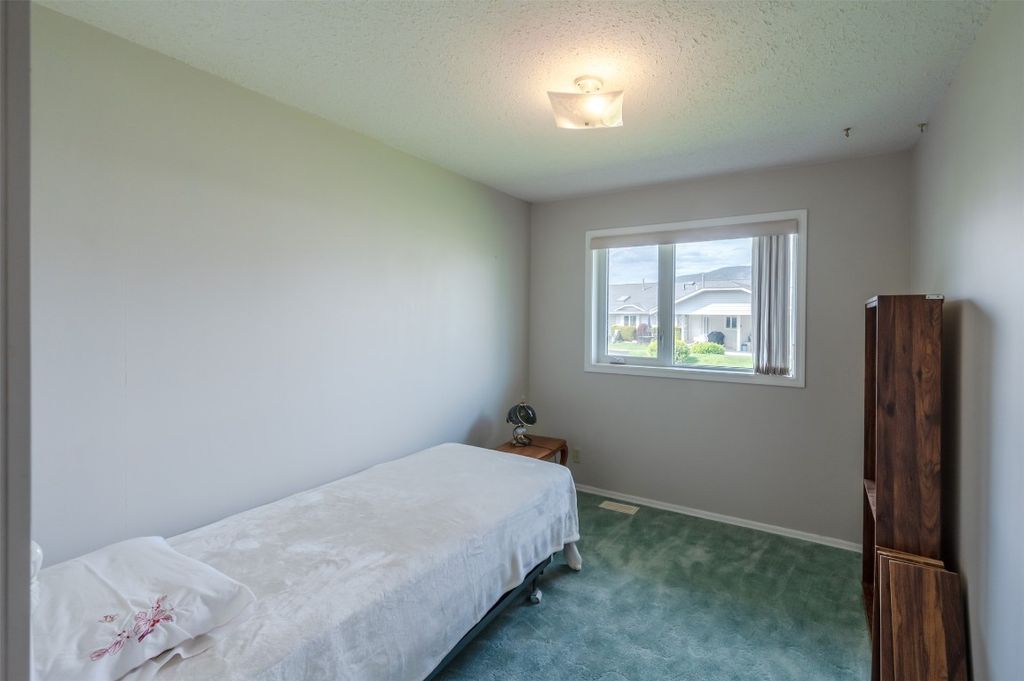 listing image 16518343239833711218