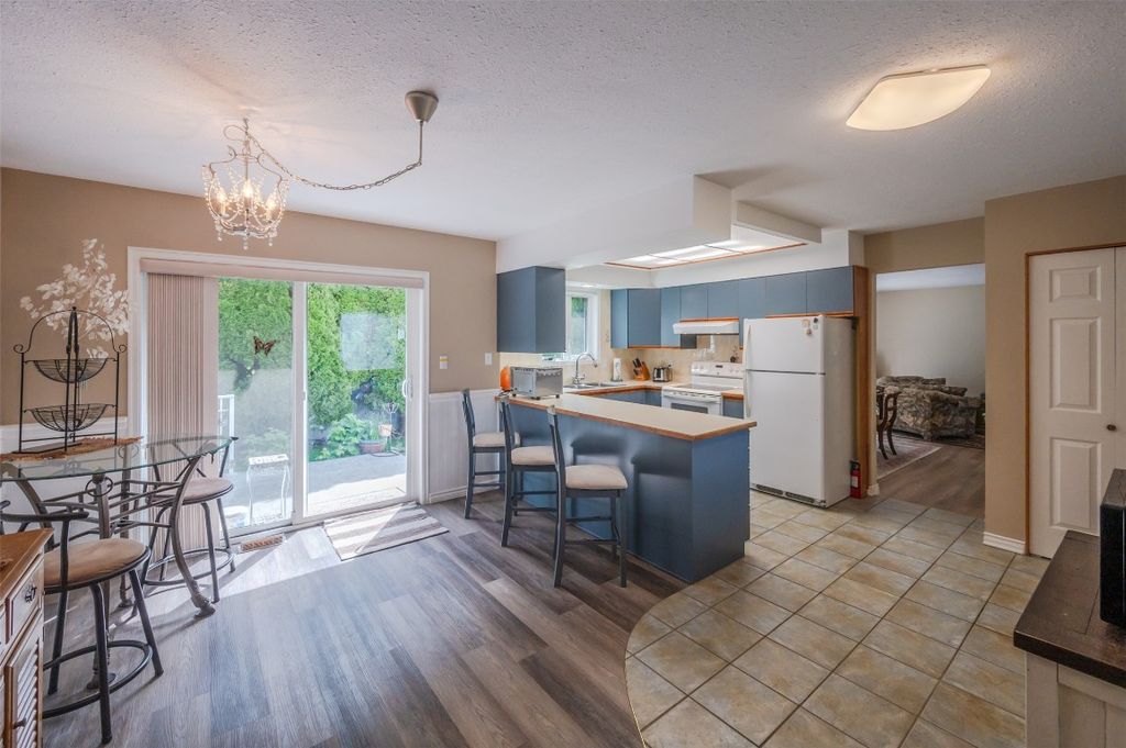 listing image 16515215401743821658