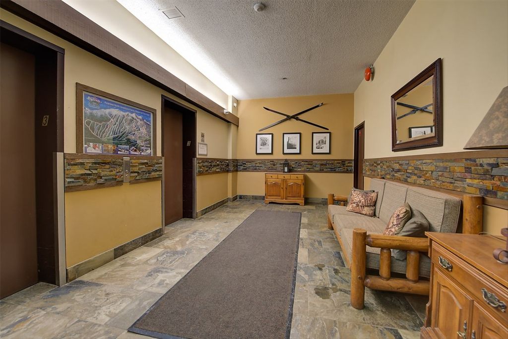 listing image 16516205855956360625