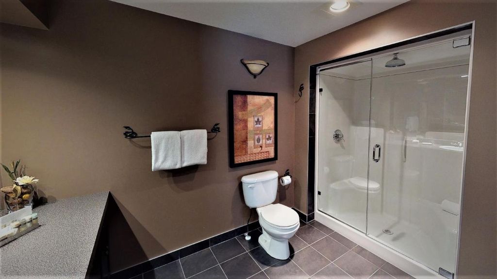 listing image 16510048696185877899