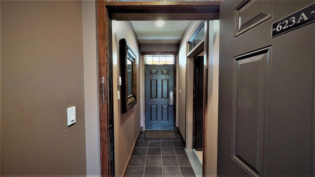 listing image 16518128311038083299
