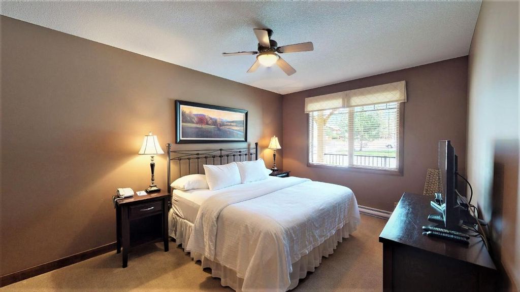 listing image 16510420952430706362