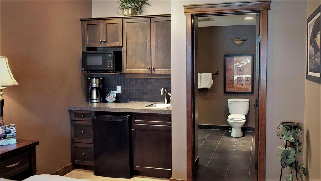 listing image 16512012720285302094