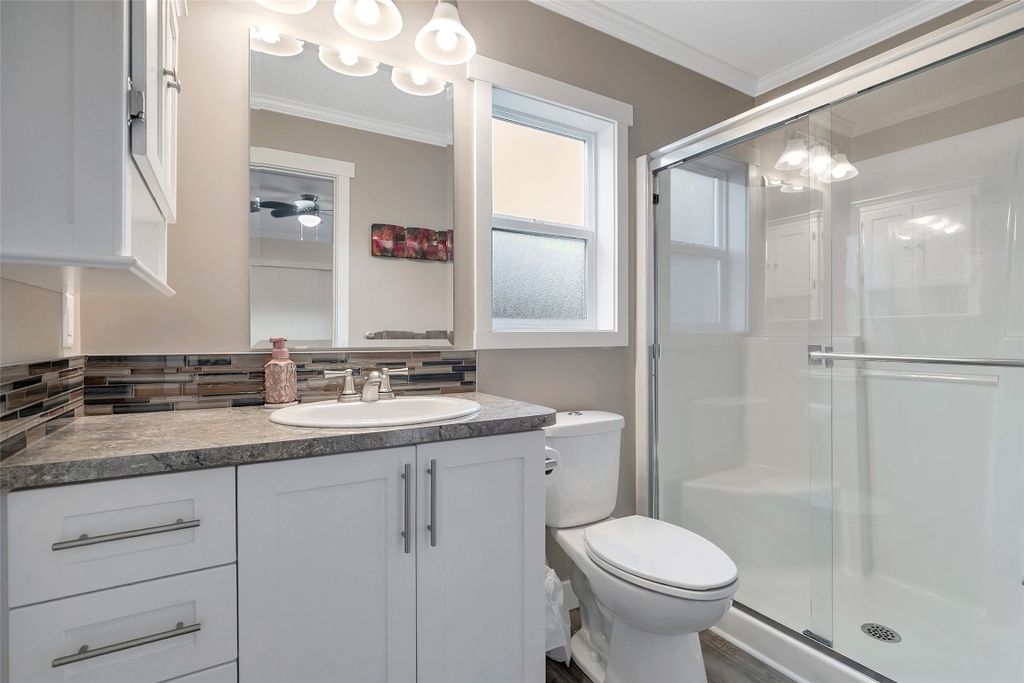 listing image 16516104104532729555