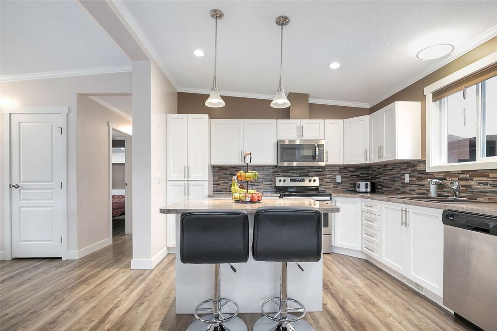 listing image 16512917713329515528