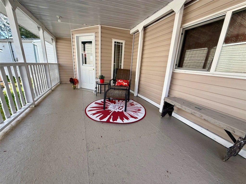 listing image 16517936343346668607