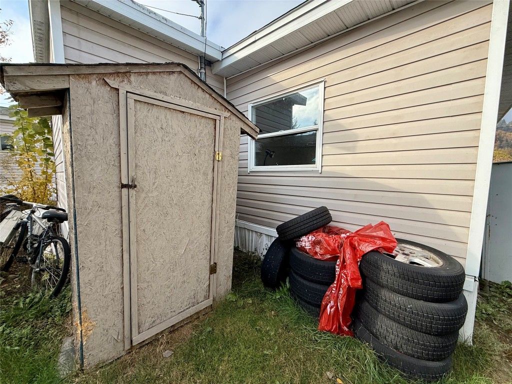 listing image 16518153382430907656