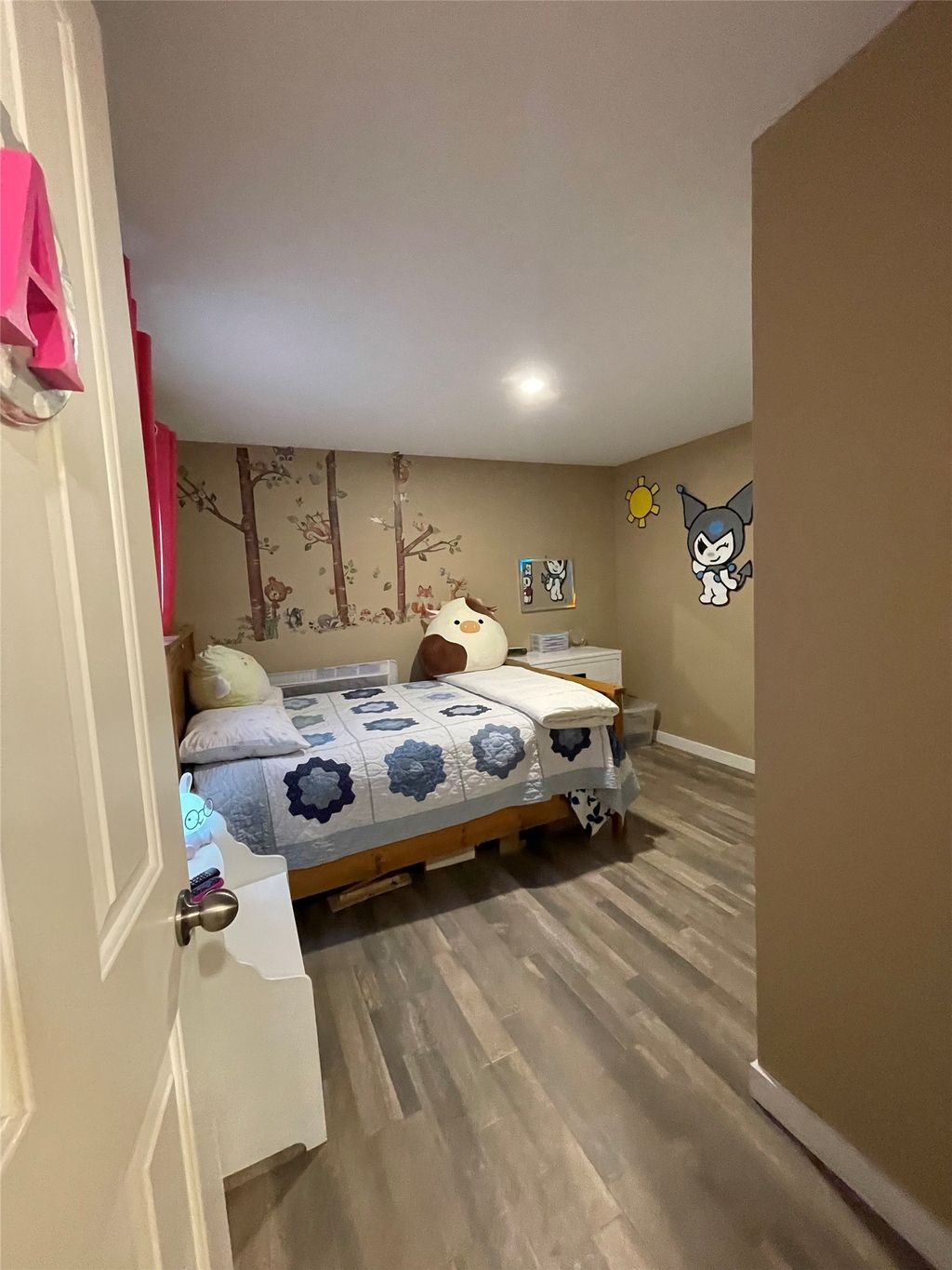 listing image 16514317241251350933