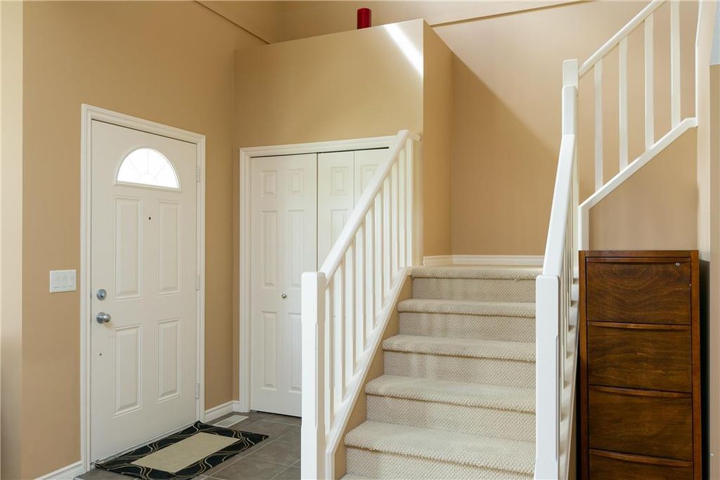 listing image 16517925816829488135