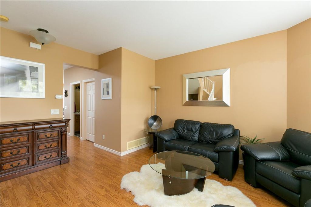 listing image 16514616275601037321