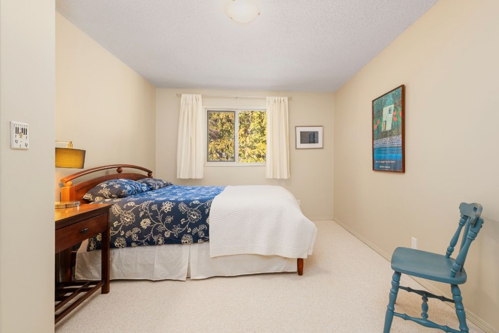 listing image 16511430327346419532