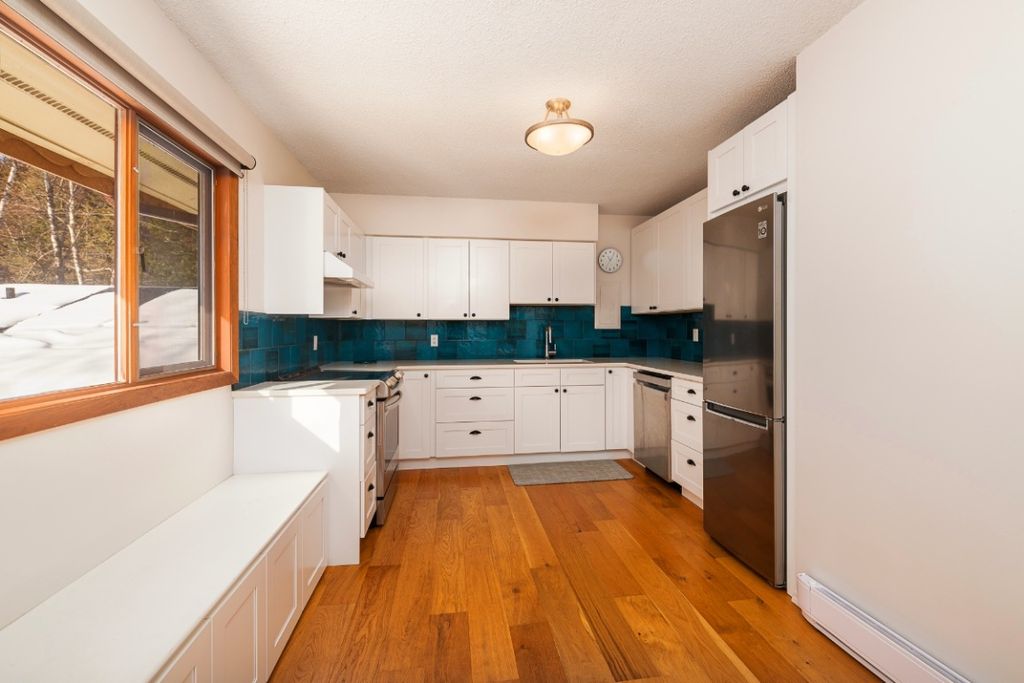 listing image 16514864236865990621