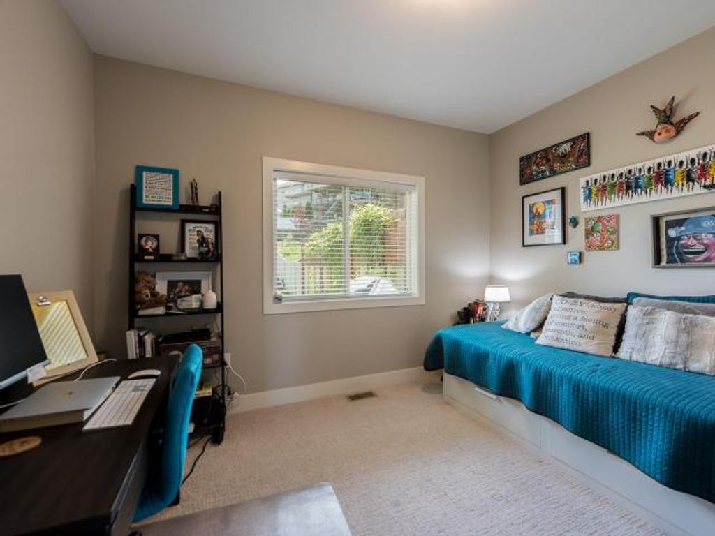 listing image 16516067013314690598