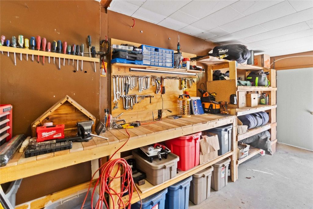listing image 16519769680607629512