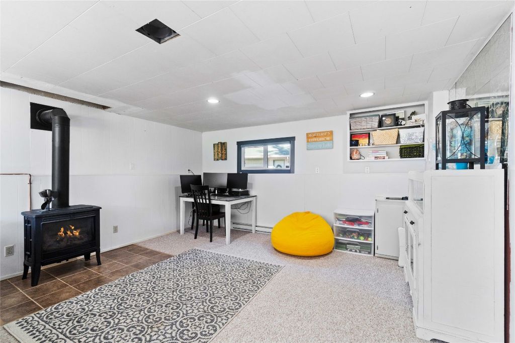 listing image 16515467062015163171