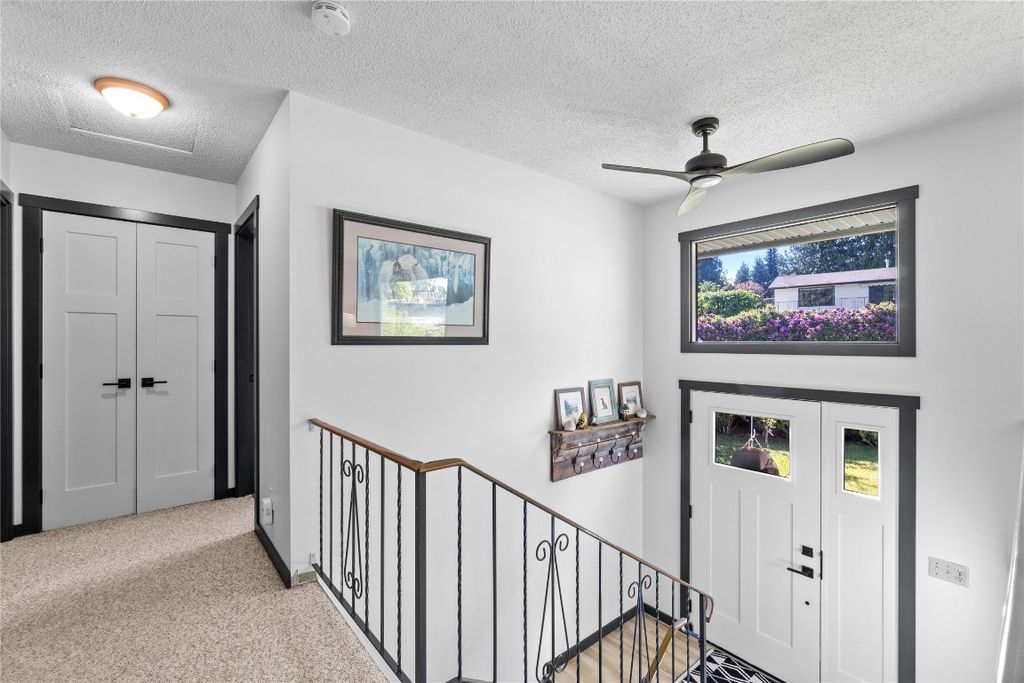 listing image 16512951053354153405