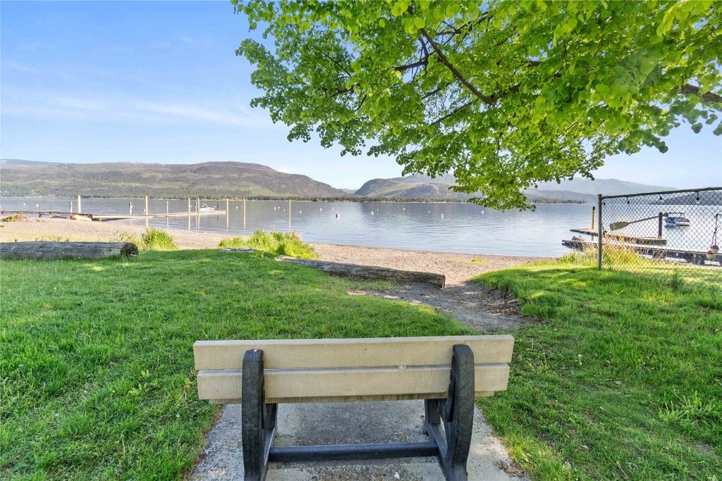 listing image 16513379852477359080