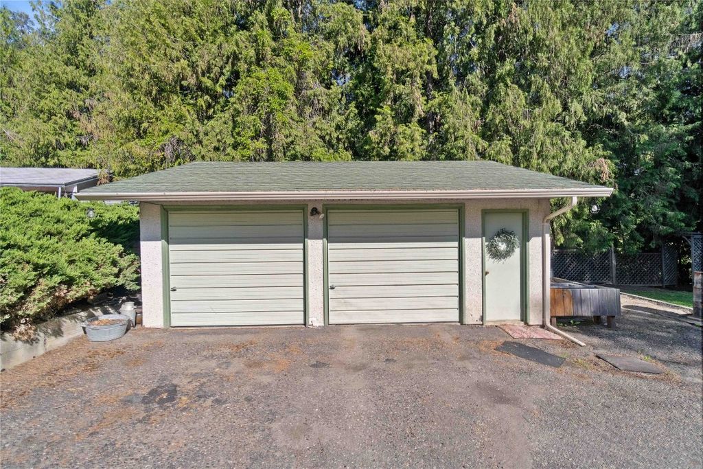 listing image 16514842045948963652