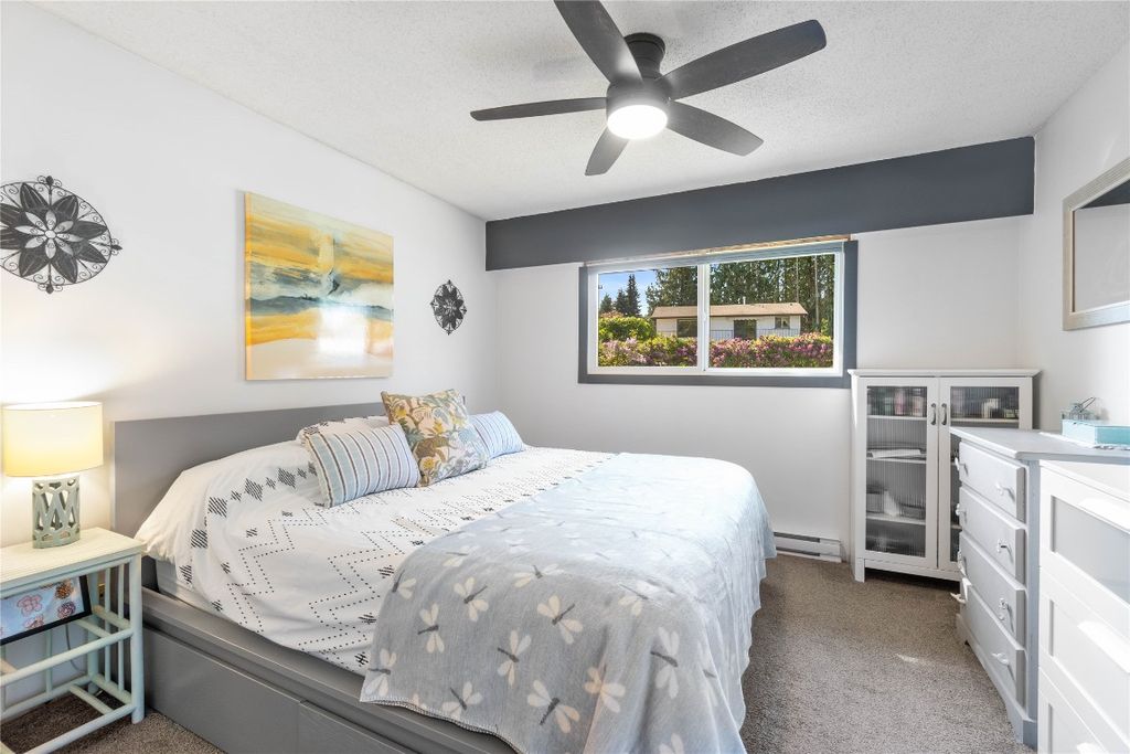 listing image 16518756727594142576