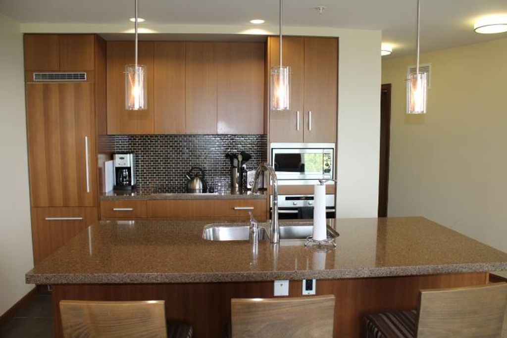 listing image 16514409227413988751