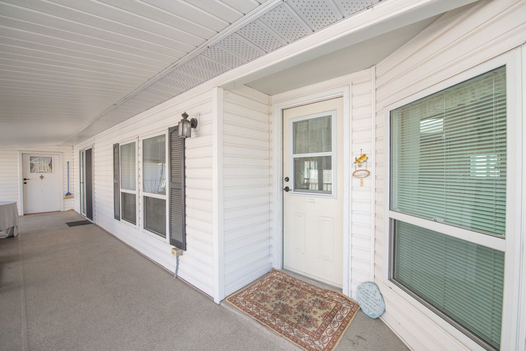 listing image 16512562524656560130