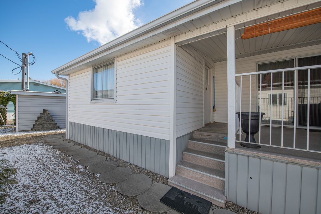 listing image 16519937361459885411