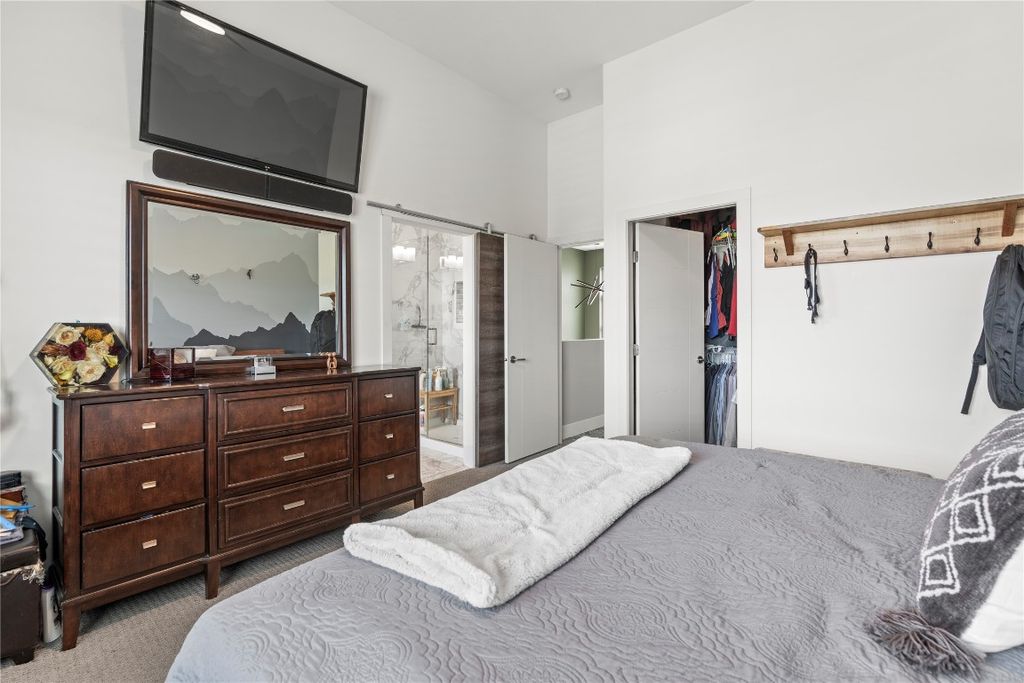 listing image 16519969503082533414