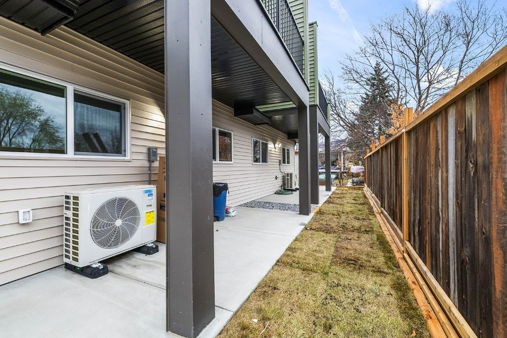 listing image 16515047028588886452