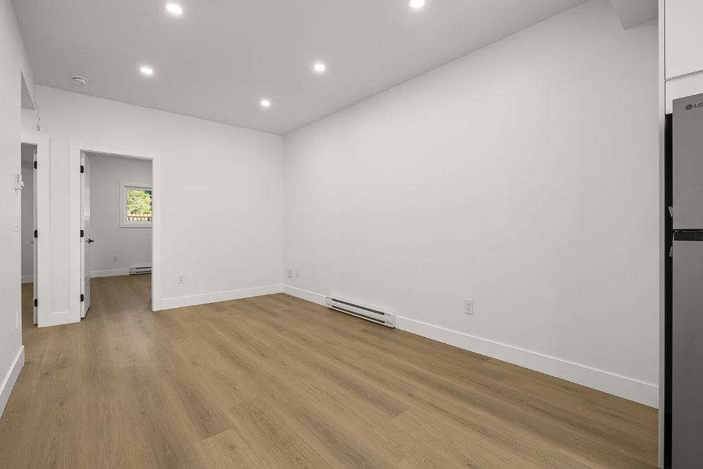 listing image 16515501547450192094