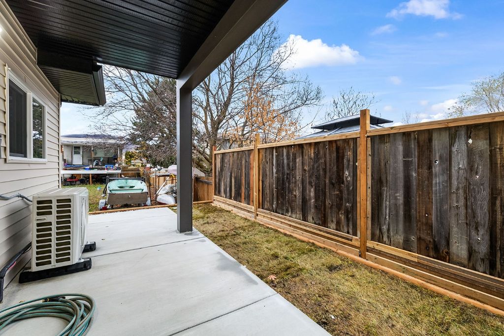 listing image 16519717070278618136