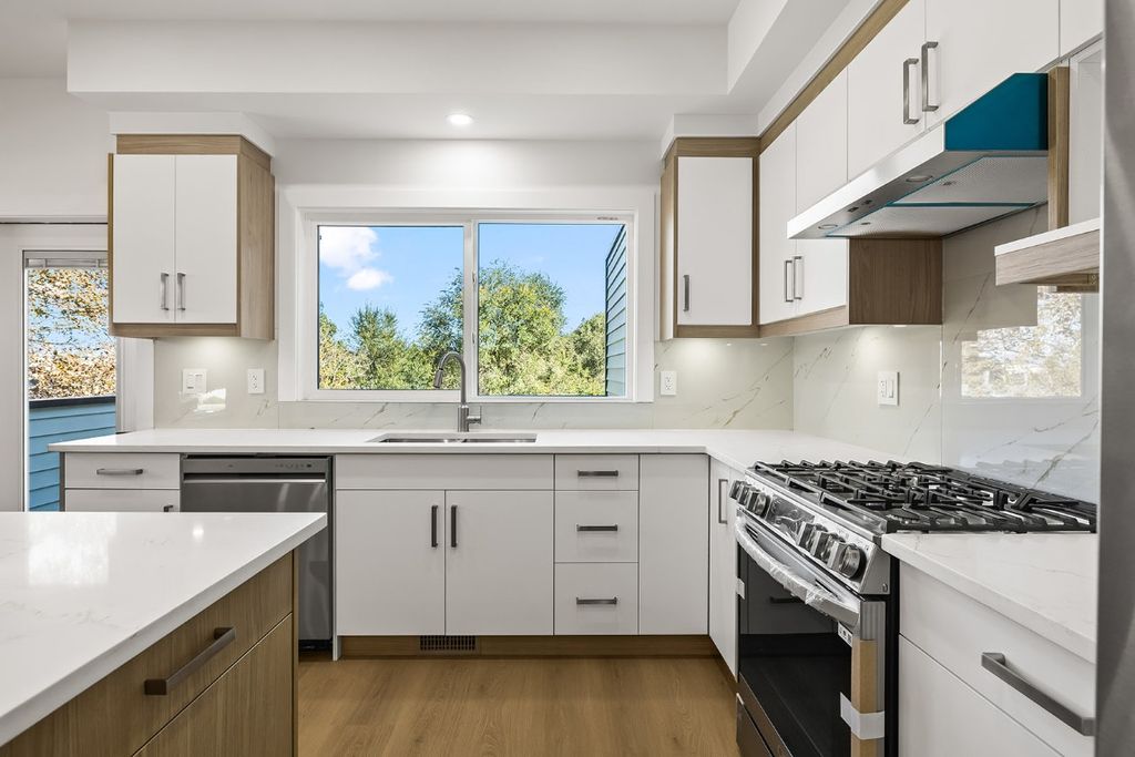 listing image 16513405693100567075