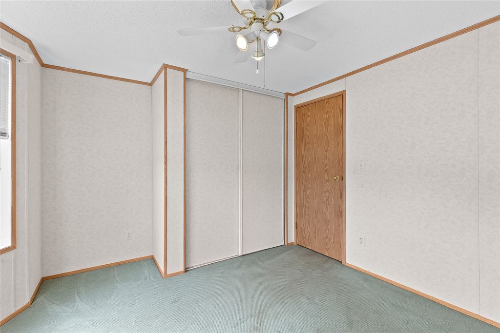 listing image 16517401952210584614