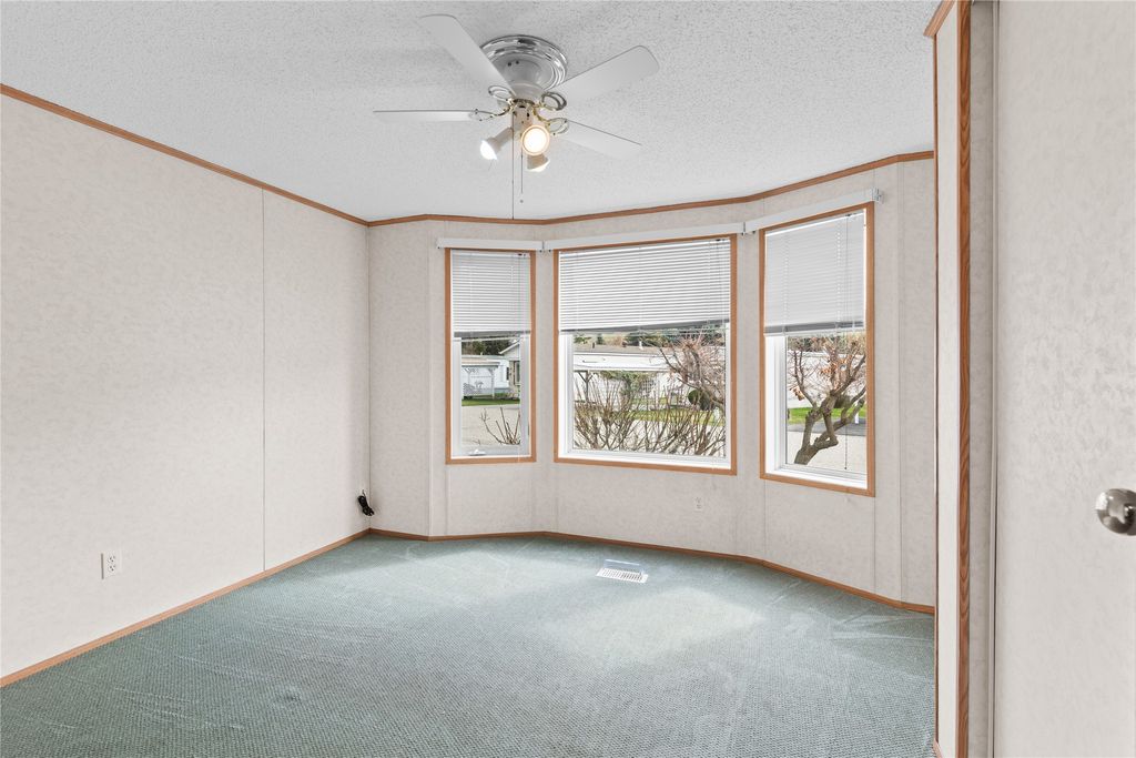 listing image 16519837600136450652