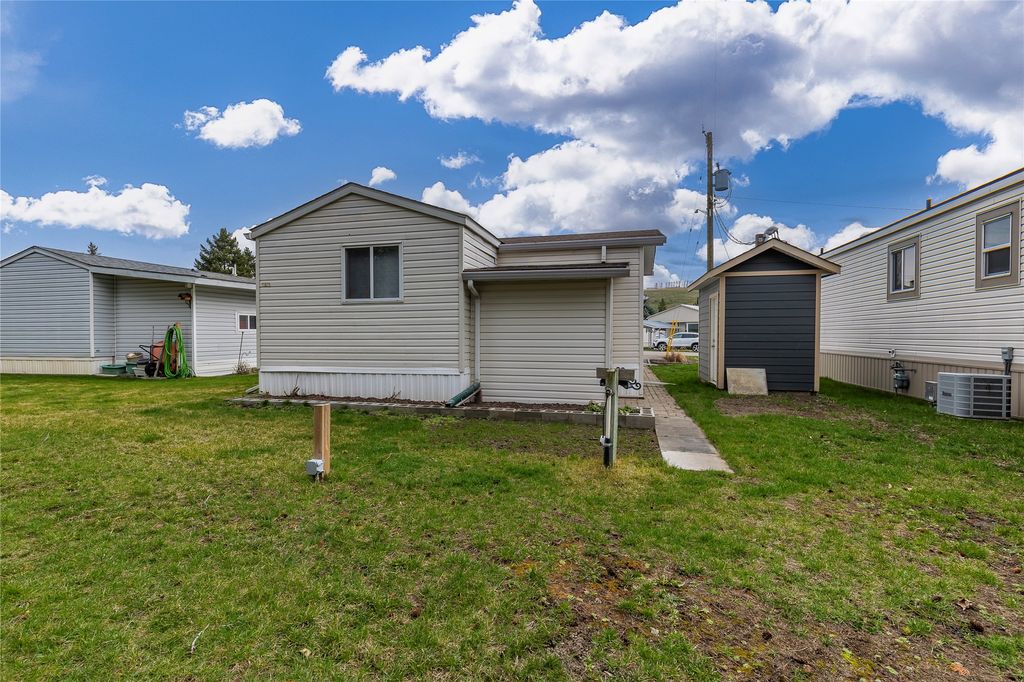 listing image 16516832502779899449