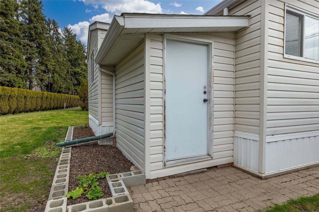 listing image 16513456003665812811