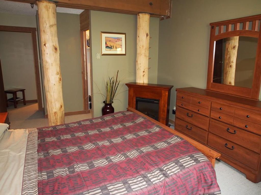 listing image 16514218287352764450
