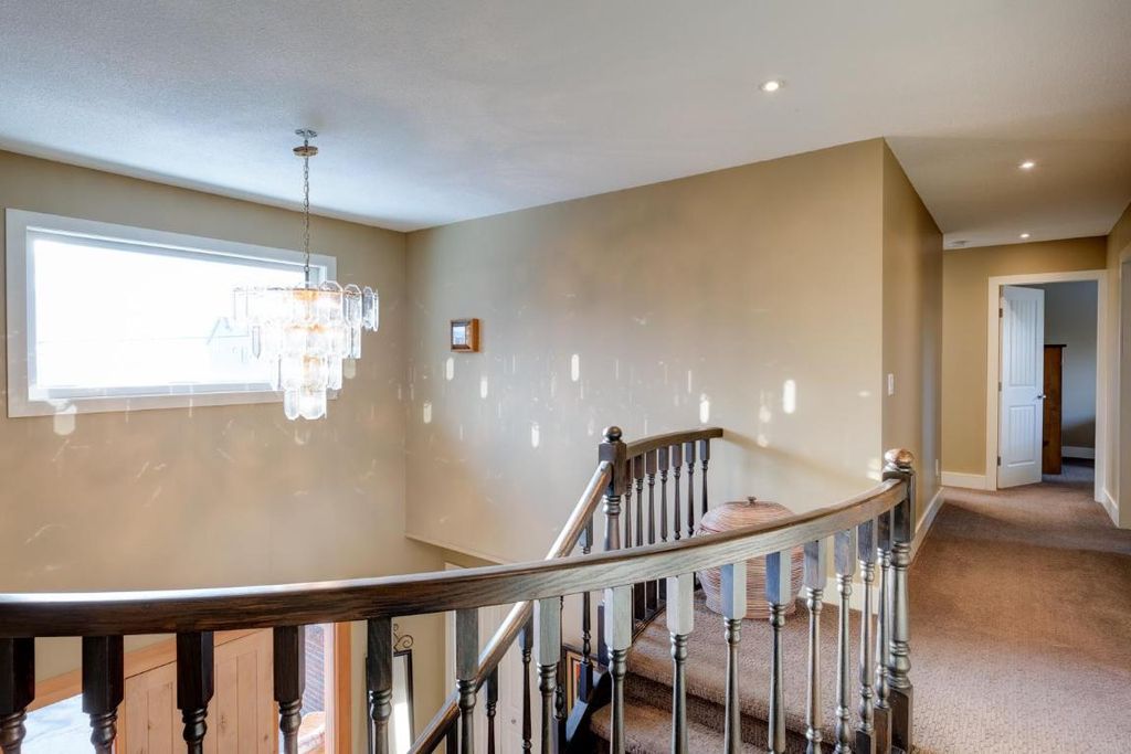 listing image 16519994658078759368