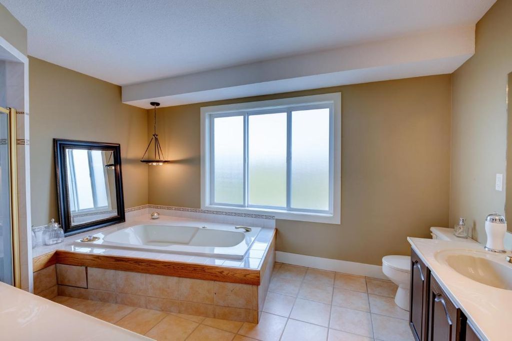 listing image 16511211789807868051