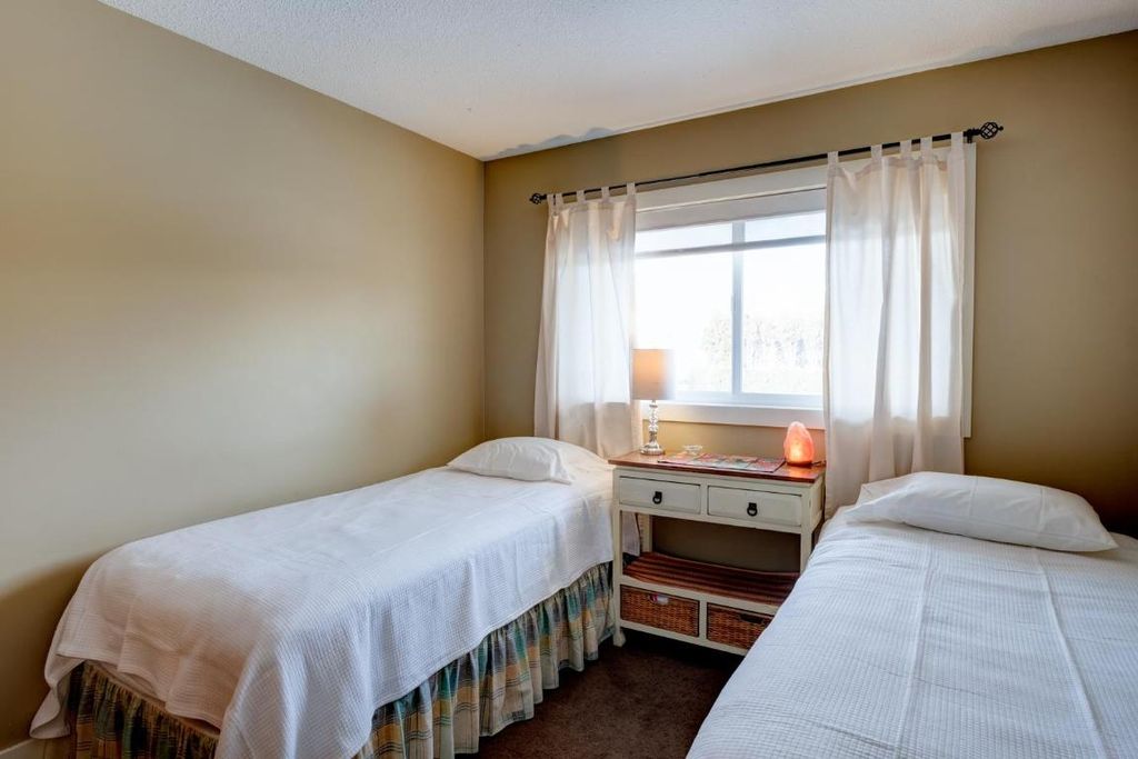 listing image 16511966094230779492