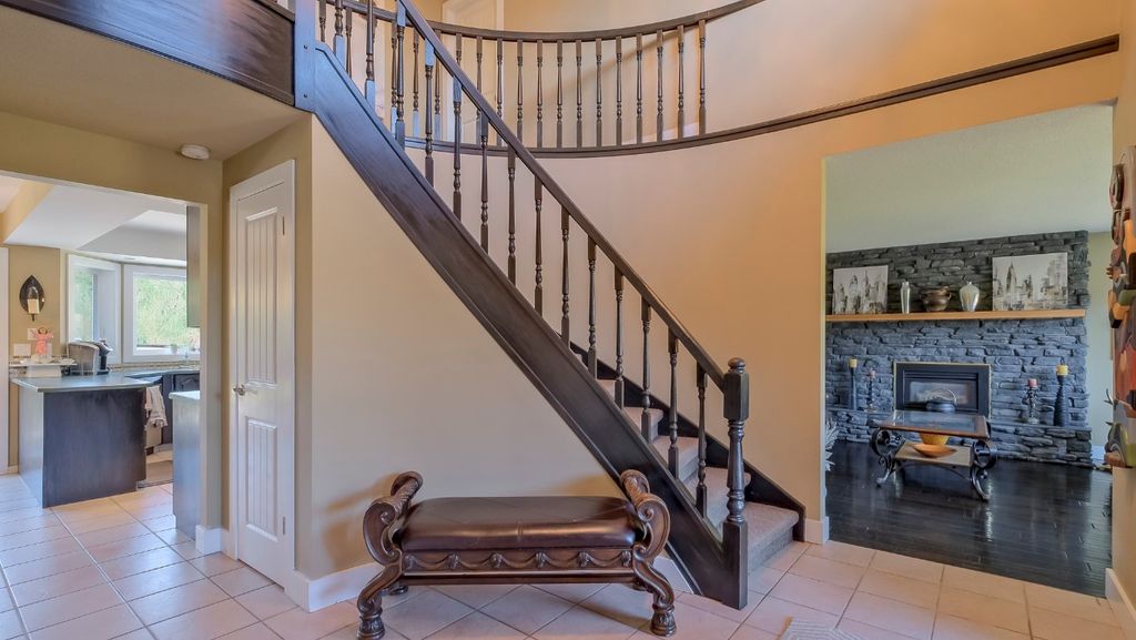 listing image 16518901235712035243