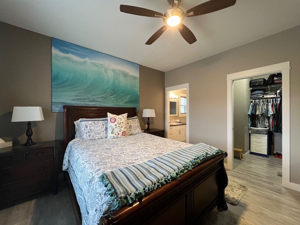 listing image 16517354722287488641