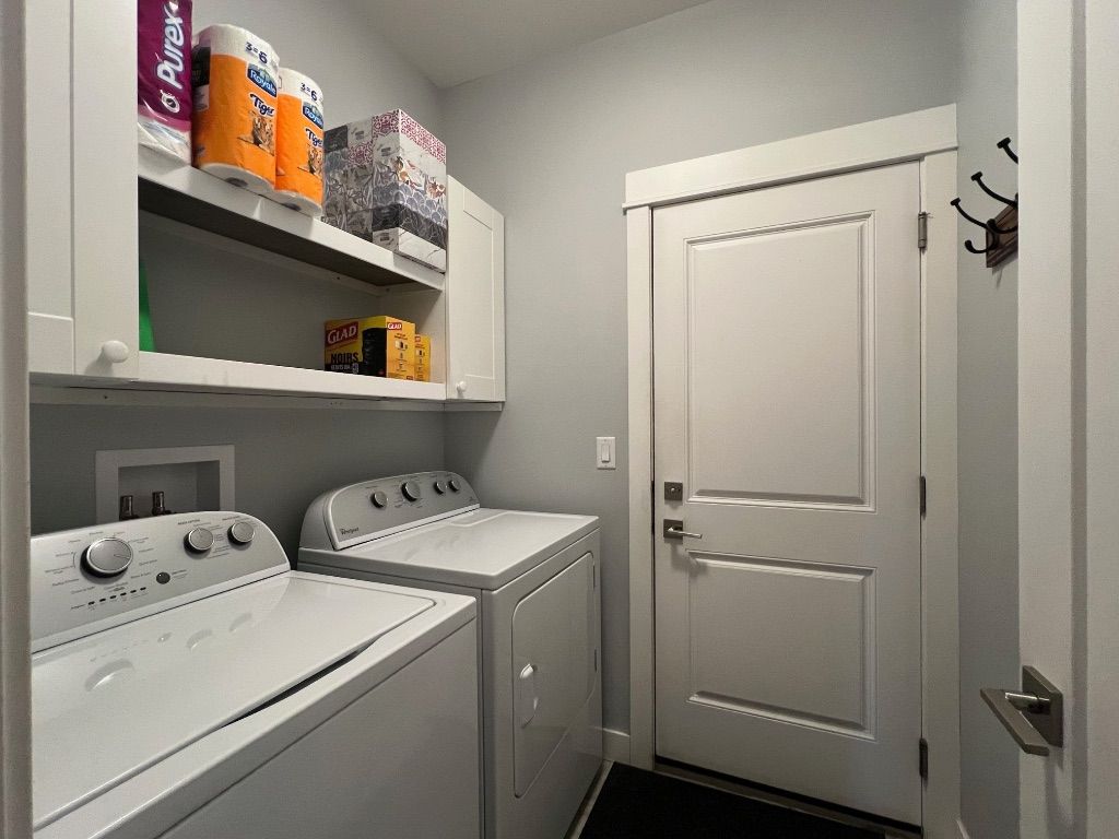 listing image 16510261838889025881