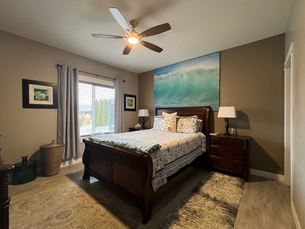 listing image 16510928218872920702