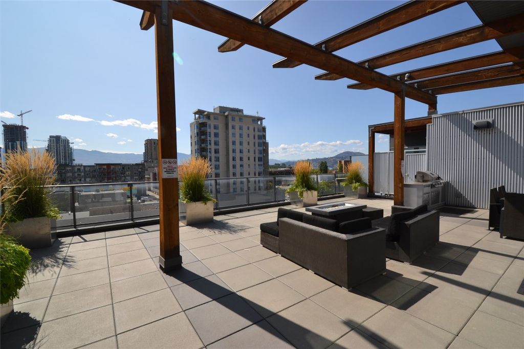 listing image 16512179113880949819